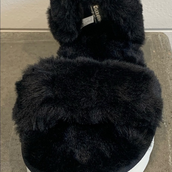 𝅺koolaburra BY UGG NEW WOMEN’S FUZZ-ON‎ SLIDE SANDALS SLIPPERS BLACK. - Picture 5 of 7